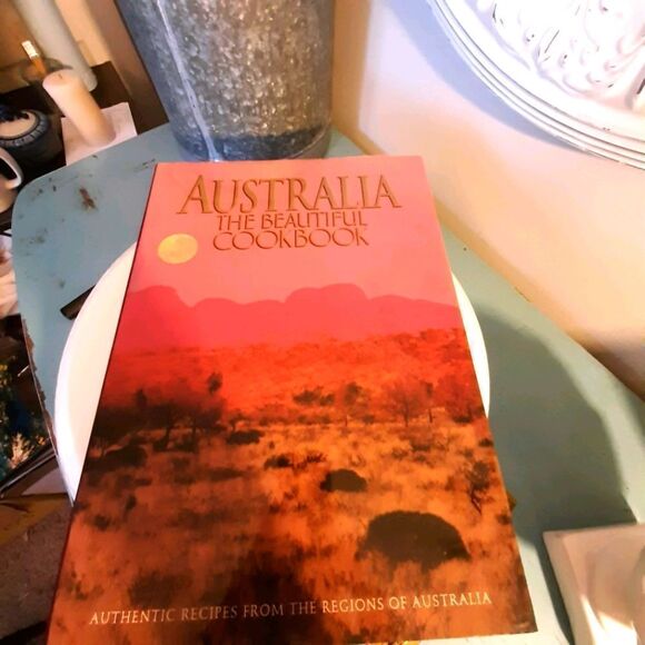Australia the Beautiful Cookbook - Picture 1 of 1